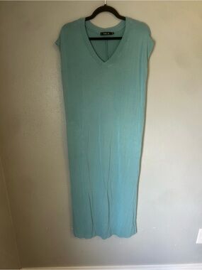 Yala bamboo midi dress with side slits